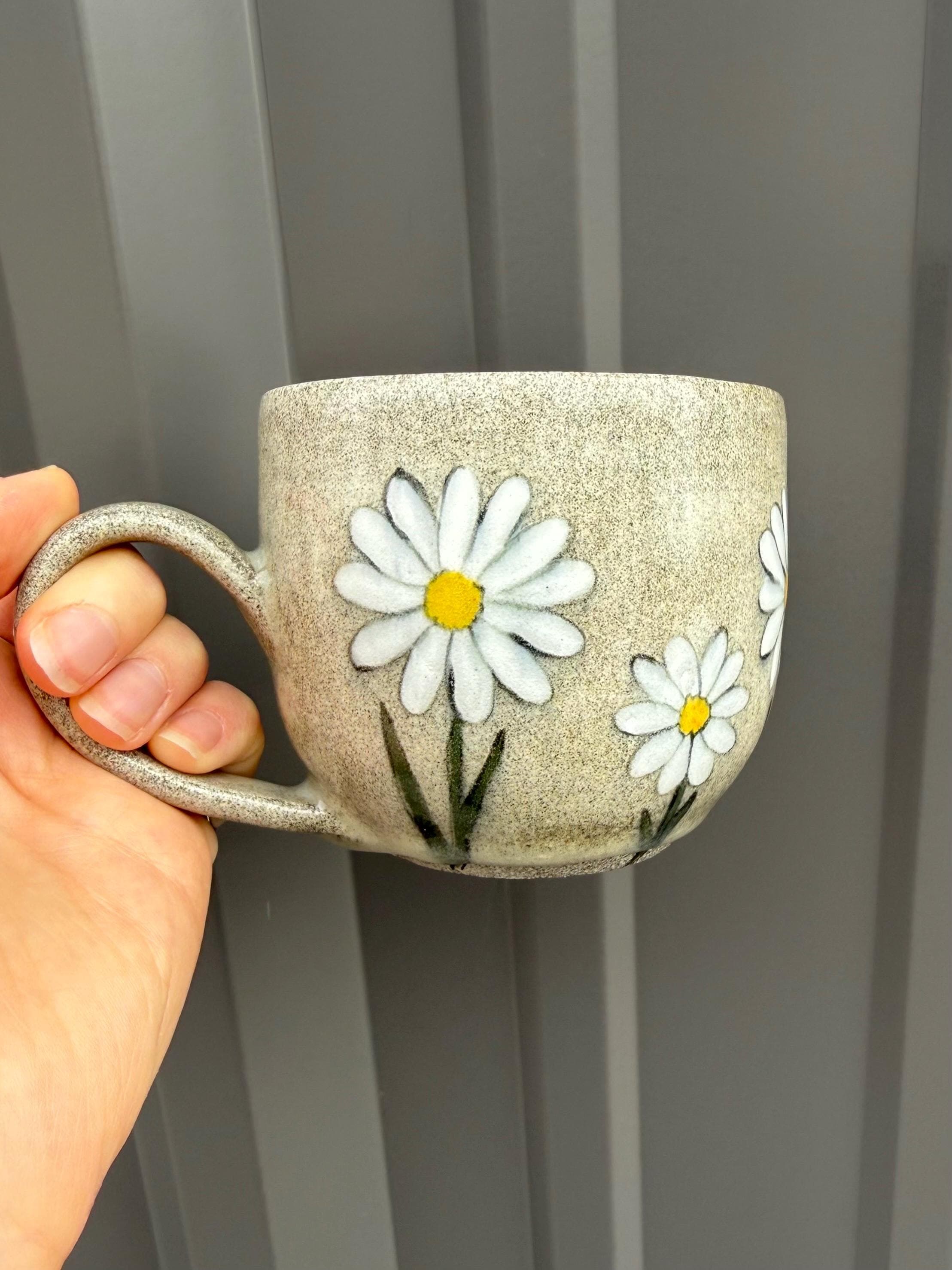 Hand Painted Daisy Ceramic Mug